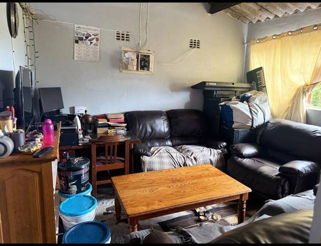2 BEDROOM HOUSE FOR SALE IN CHESTERVILLE